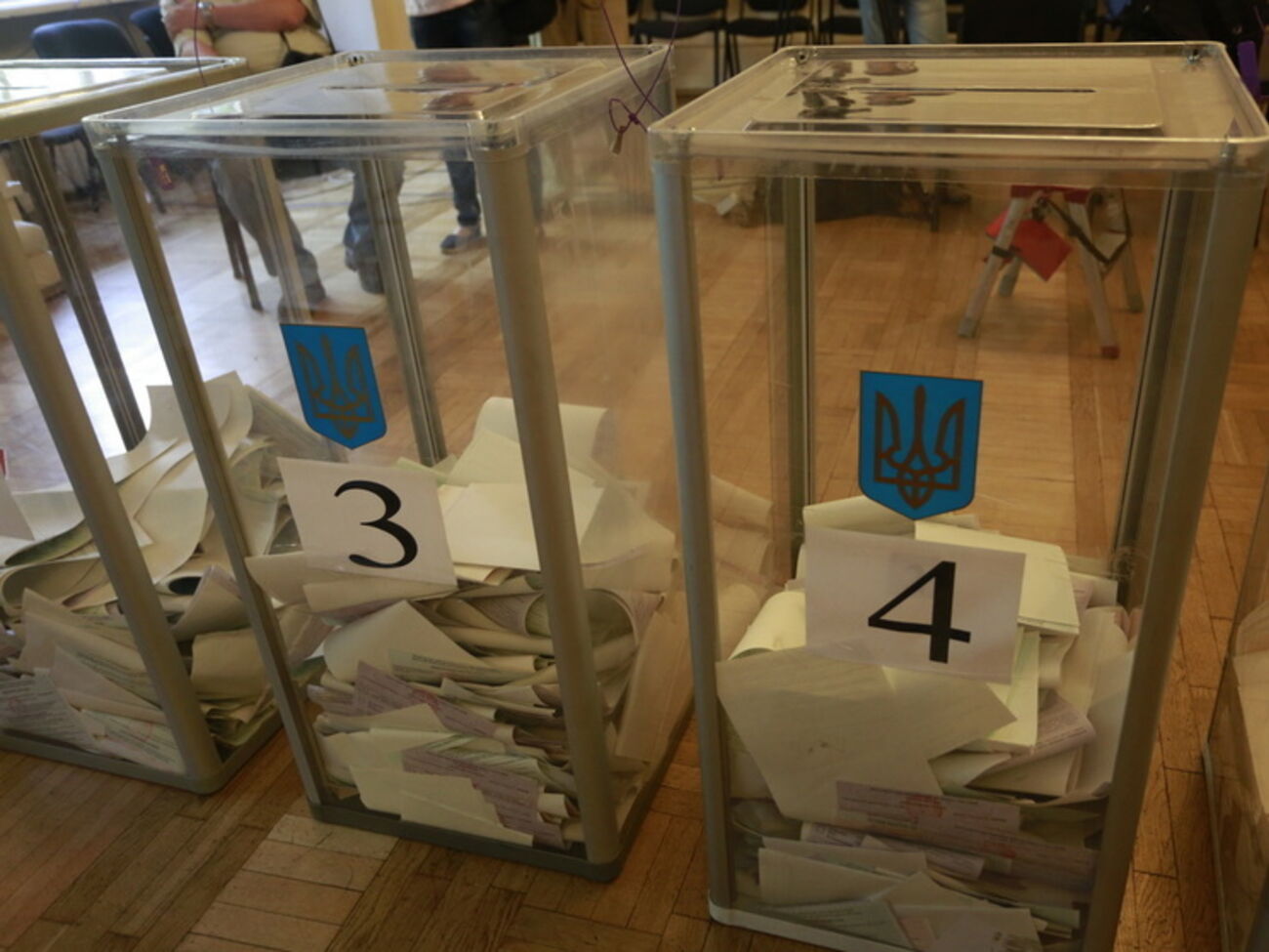 Наблюдатели зафиксировали серьезные нарушения на выборах в Киеве