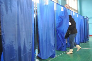 Милиция продолжает фиксировать нарушения во время голосования на местных выборах