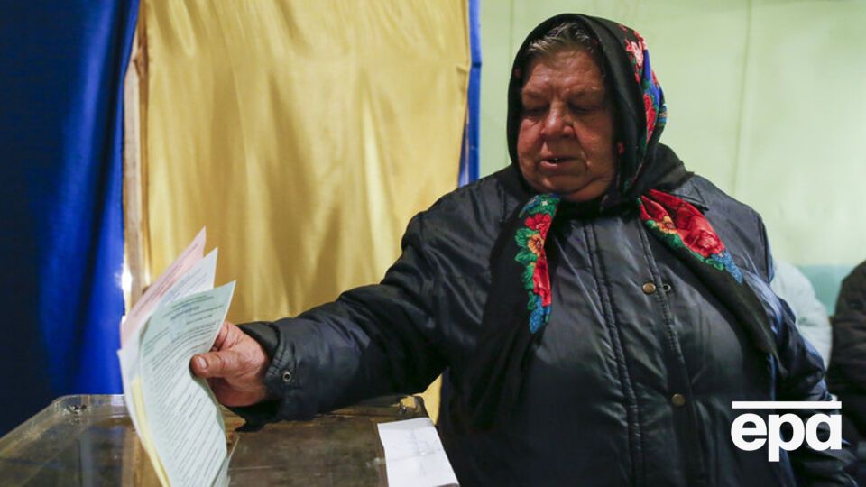 По данным Харьковского горизбиркома, участие в выборах приняли 45% избирателей