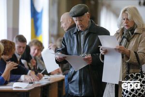 Рекордсменом стала Тернопольская область, где приняли участие в выборах 56,5% избирателей