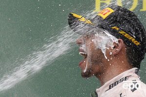 Хэмилтон снова выиграл "Формулу-1"