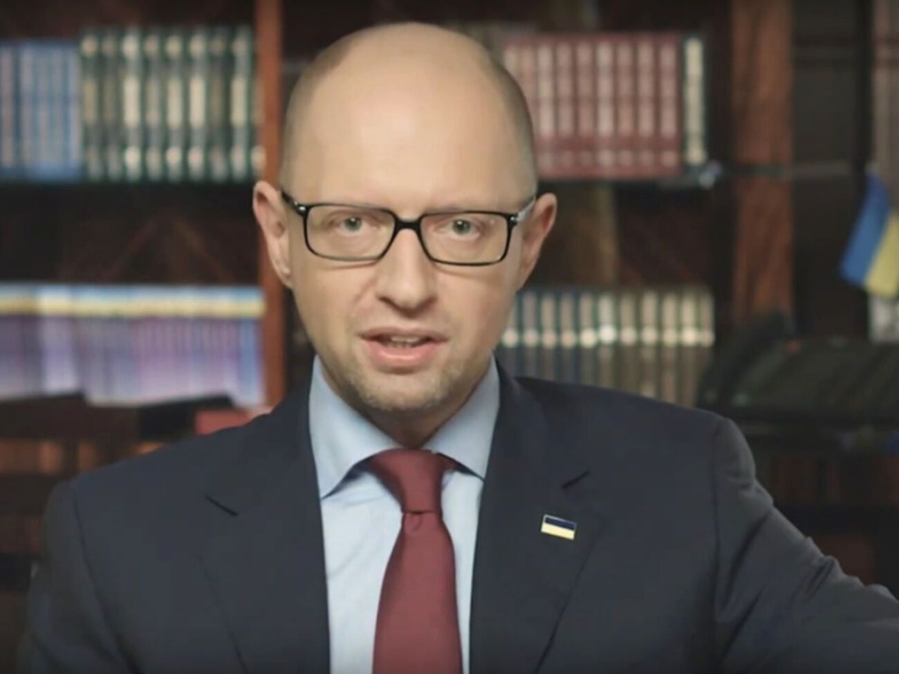 Яценюк: Сейчас необходимо вести речь о том, как обеспечить рост экономики