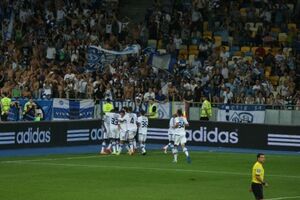 Директор "Олимпийского" считает хорошей идеей сделать на стадионе отдельный сектор для темнокожих, "чтобы не было проявлений расизма"