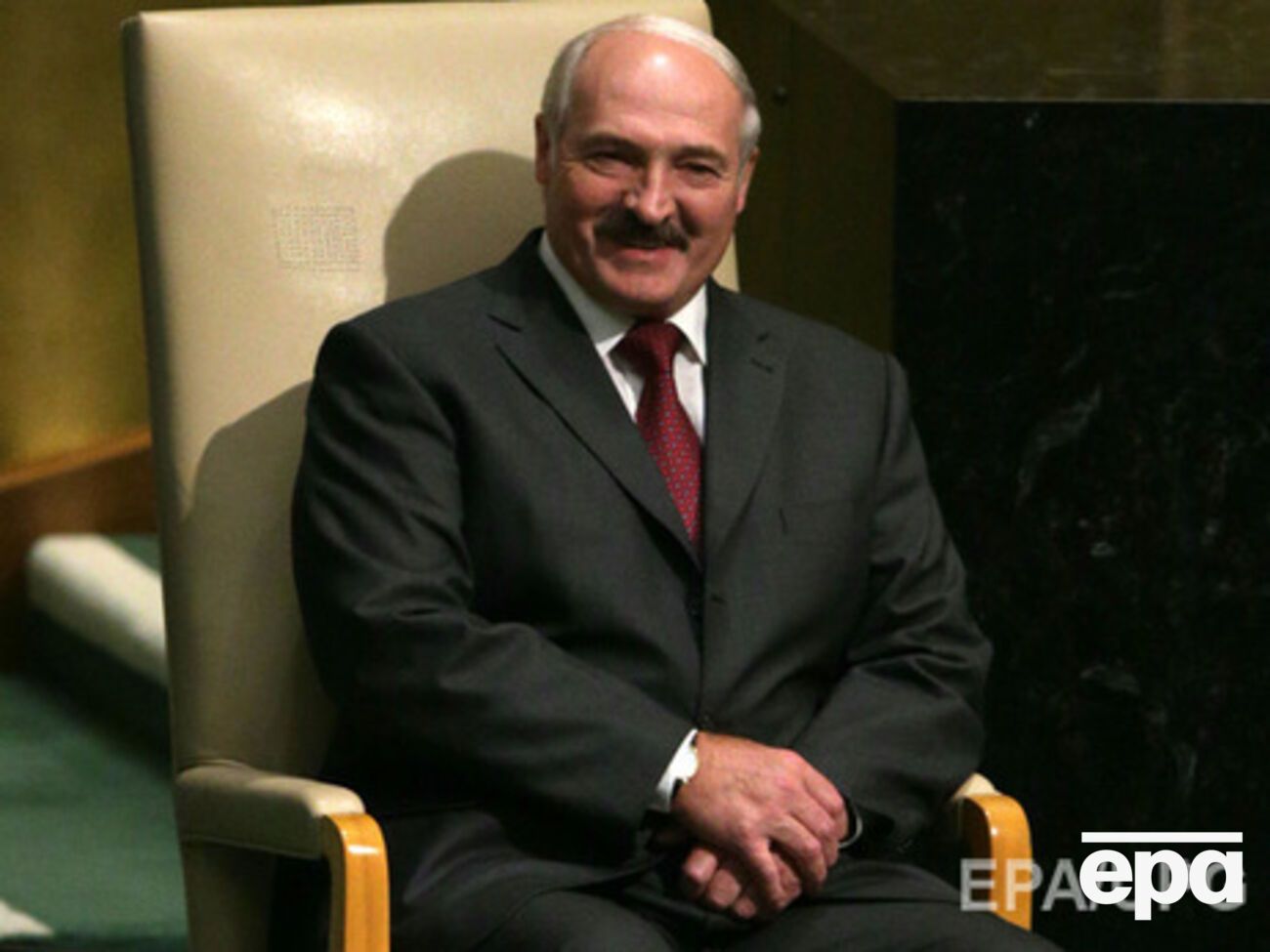 СМИ сообщают, что ЕС собирается снять санкции с Лукашенко