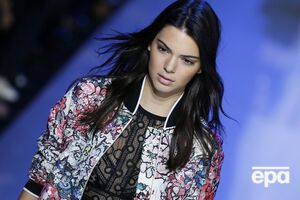 Средства, полученные от продаж, Кендалл передаст в десткую больницу в Лос-Анджелесе