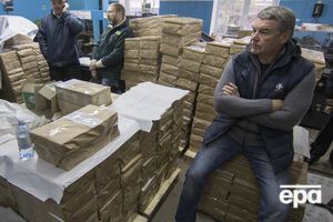 Выборы в Мариуполе не состоялись в минувшее воскресенье по вине территориальной избирательной комиссии, которая вовремя не обратилась к ЦИК, заявил Луценко