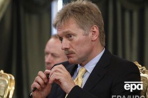 Москва сожалеет о заморозке контактов, "но мяч на стороне британских коллег," заявил Песков