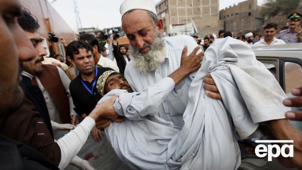 Наибольшее количество людей пострадало от землетрясения в Пакистане