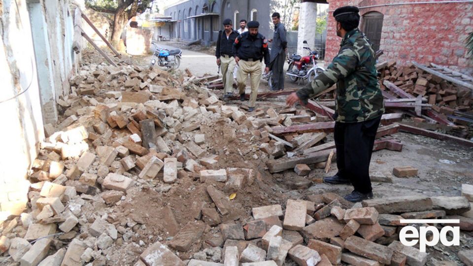 Землетрясение унесло уже 135 жизней