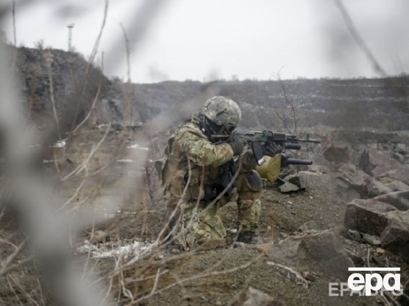 В результате обстрела боевиками погиб один боец сил АТО