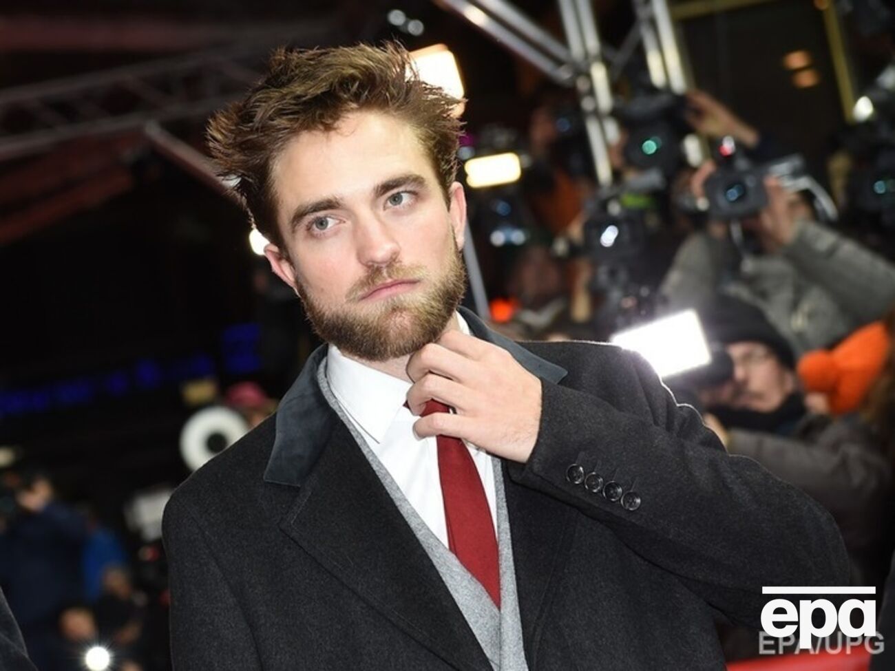 Станет ли герой Паттинсона участником любовной истории в новой ленте, пока неизвестно
