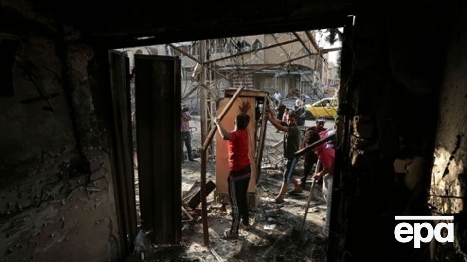 В Багдаде смертник напал на колонну шиитов