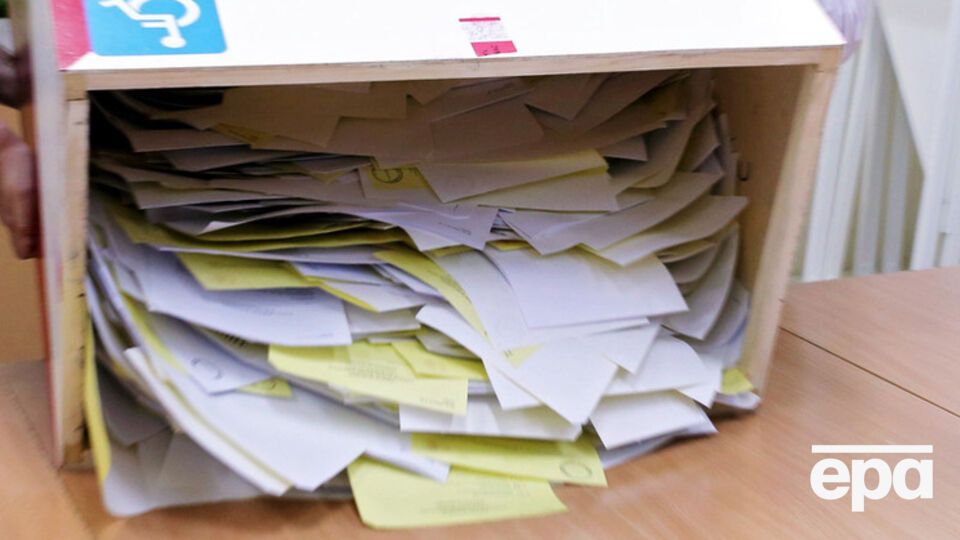 В Польше огласили победителей парламентских выборов