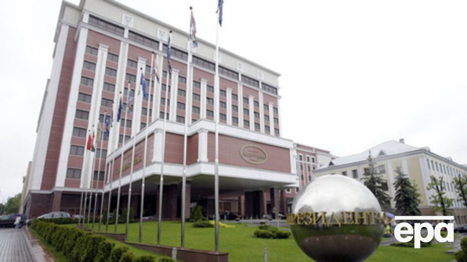 Политическая подгруппа трехсторонней контактной группы начала работу в Минске