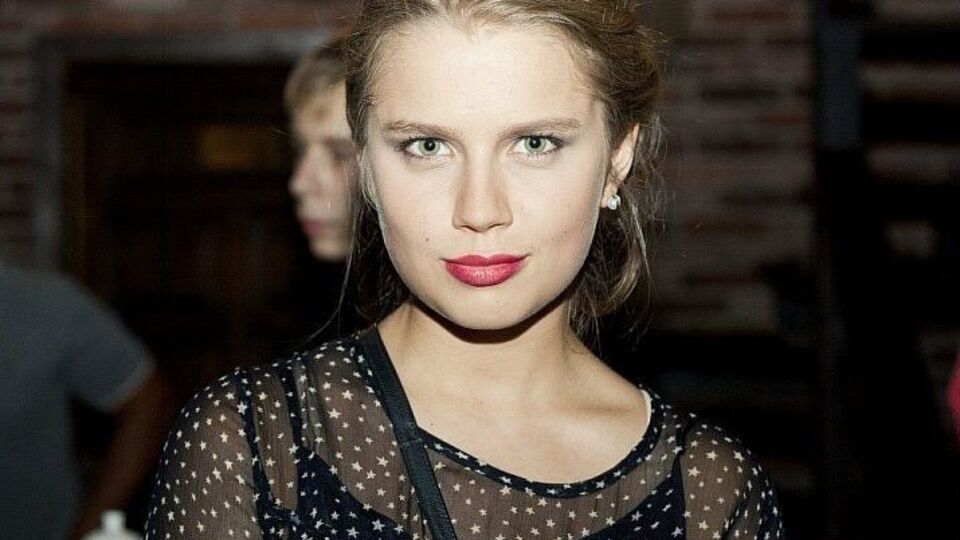 Мельникова пока не назвала имени ребенка