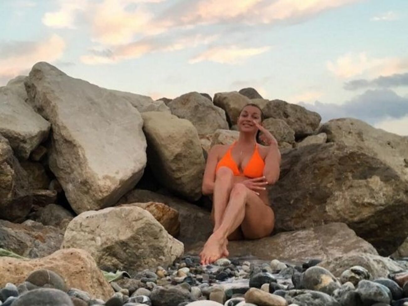 Волочкова:&nbsp;Даже не знаю,как еще растянуть оставшиеся часы пребывания в этом волшебном месте