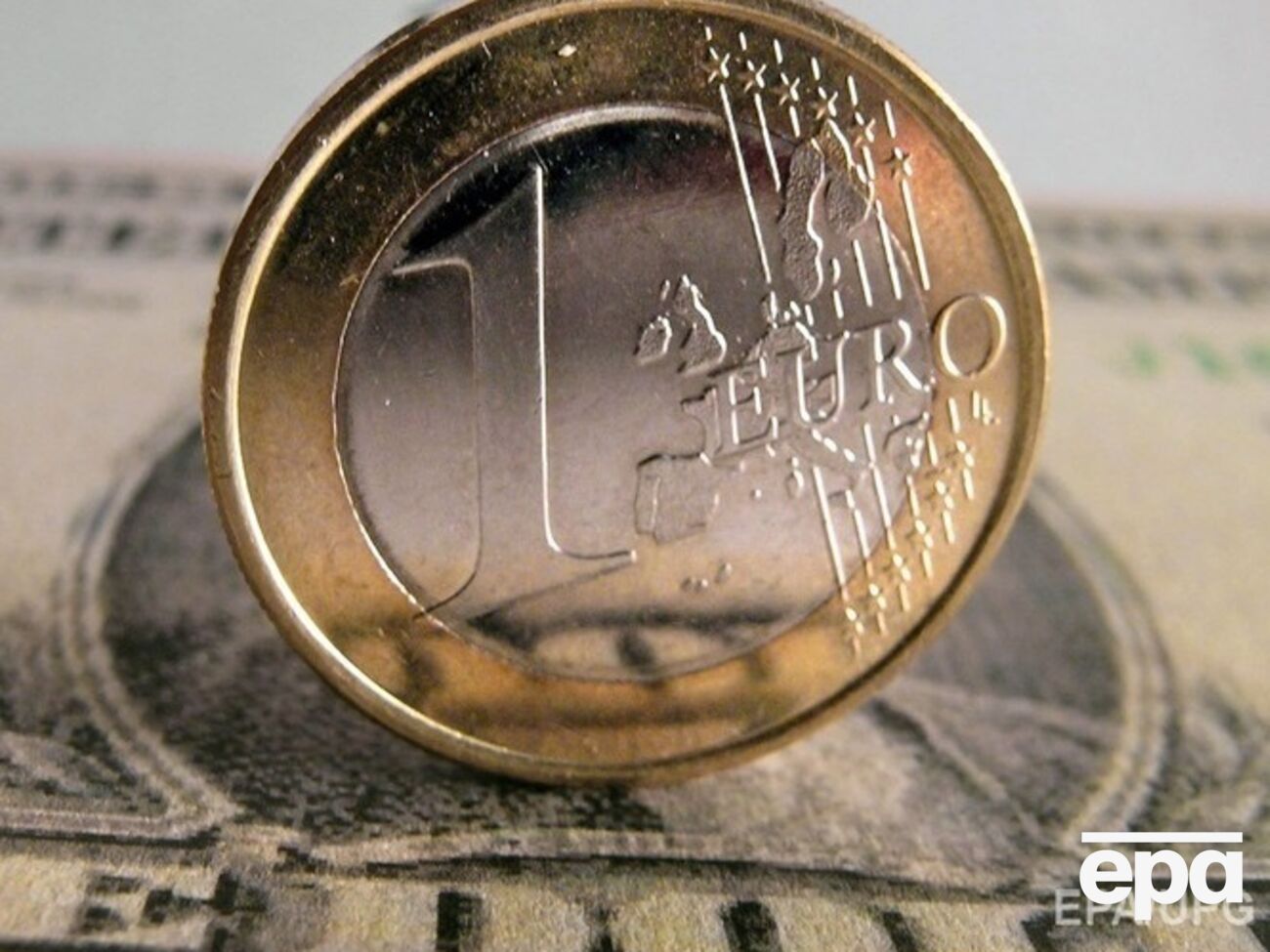 Нацбанк установил курс гривны на 28 октября