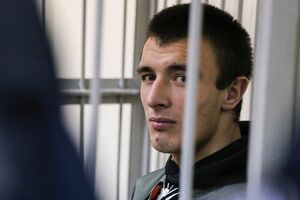 Суд оставил Бурлыка под стражей