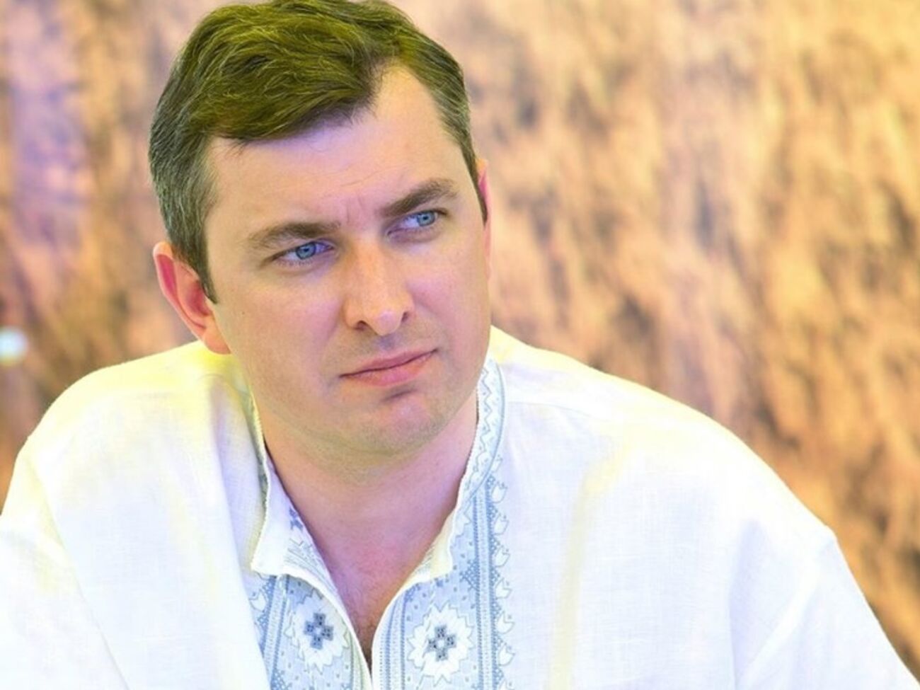 Сейчас, по мнению Билоуса, документов, регулирующих деятельность Фонда госимущества, слишком много