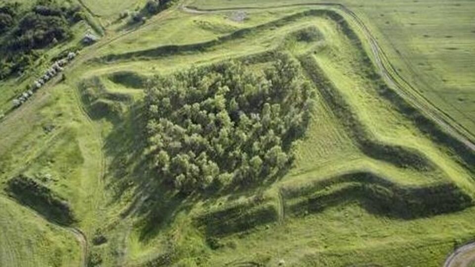 Парасковская крепость – седьмая из крепостей Украинской линии – является историческим памятником 18 века