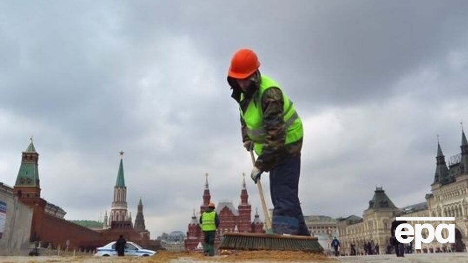 Украинцы в РФ должны уточнить свой правовой статус