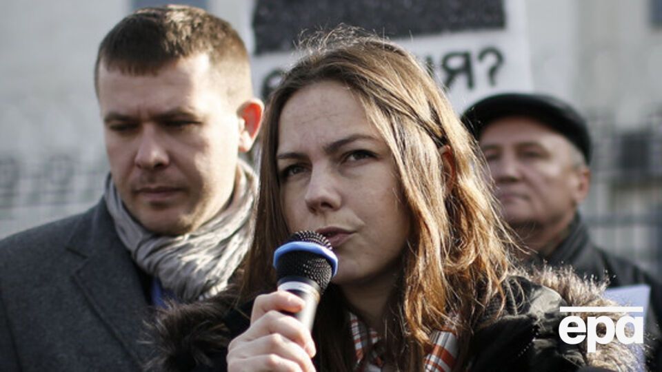 Савченко пытались задержать на суде по делу Карпюка
