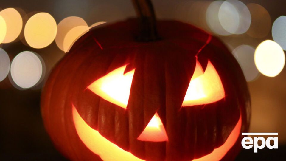 Аксенову не нравится Хэллоуин