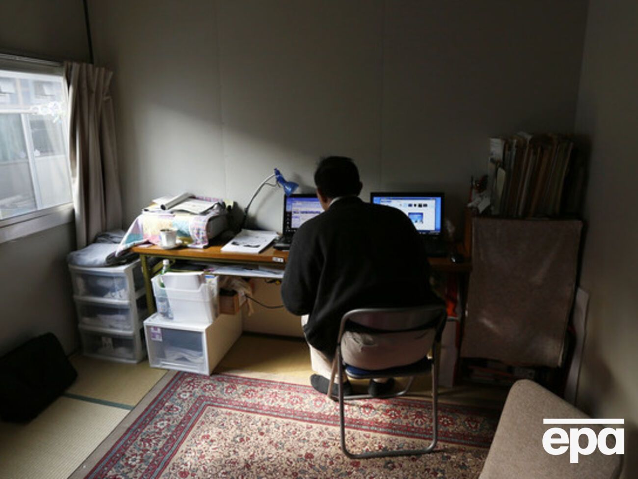 Киберпреступник рассылал массовые сообщения и блокировал работу мобильных сетей, сообщают в СБУ