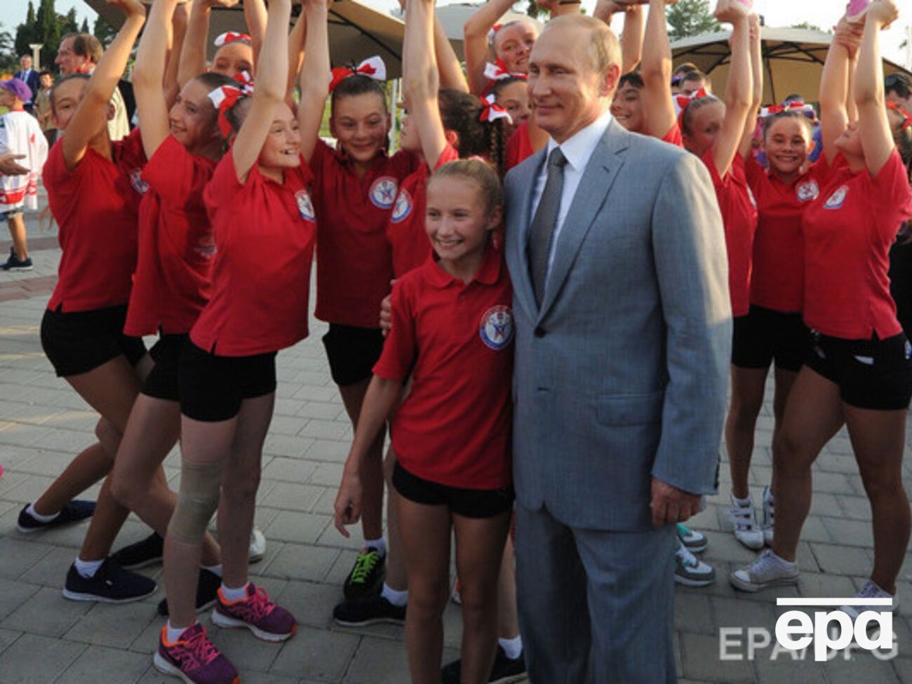 Путин хочет усовершенствовать государственную политику в&nbsp;области воспитания подрастающего поколения