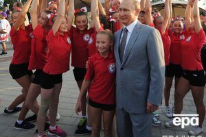 Путин хочет усовершенствовать государственную политику в области воспитания подрастающего поколения