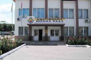 Тягнибок: В Сватово взорвался склад с 2000 тоннами боеприпасов