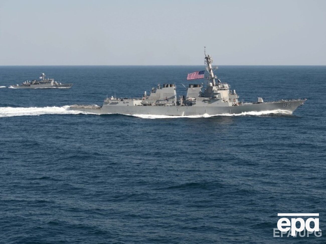 Китай считает, что 29 октября американский эсминец вторгся в его территориальные воды