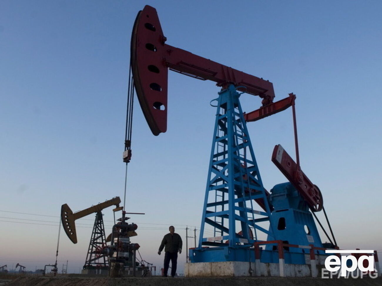 Цена на нефть немного выросла