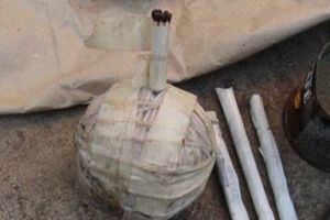 В СБУ говорят, что мужчина изготовил взрывное устройство для подрыва блокпоста Вооруженных сил Украины