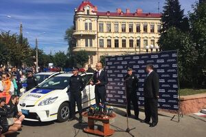 Яценюк: Пока не будет привлечения к ответственности – веры в реальную борьбу с коррупцией не будет