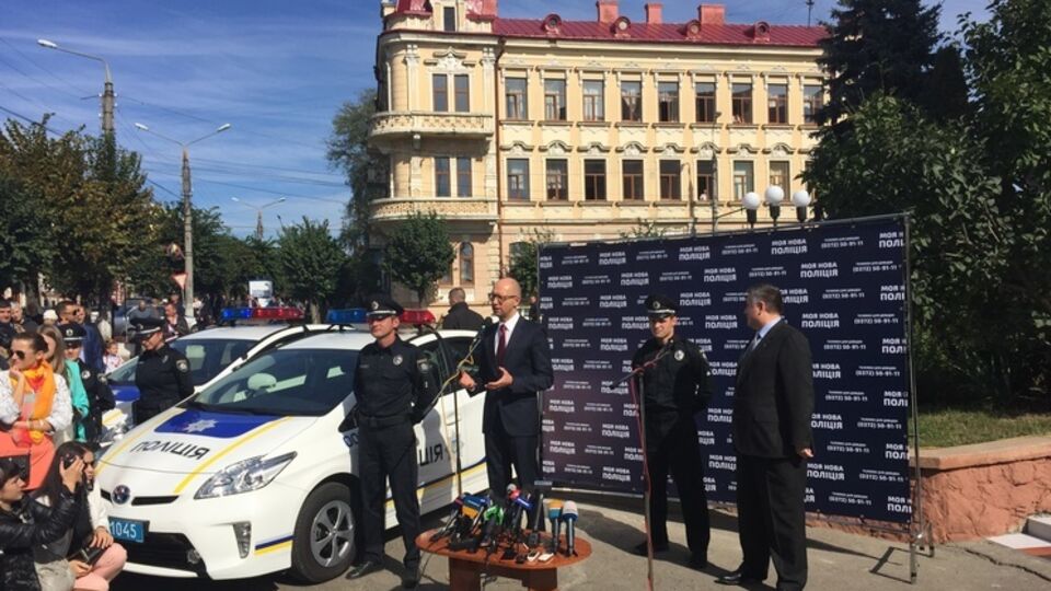 Яценюк: Пока не будет привлечения к ответственности – веры в реальную борьбу с коррупцией не будет