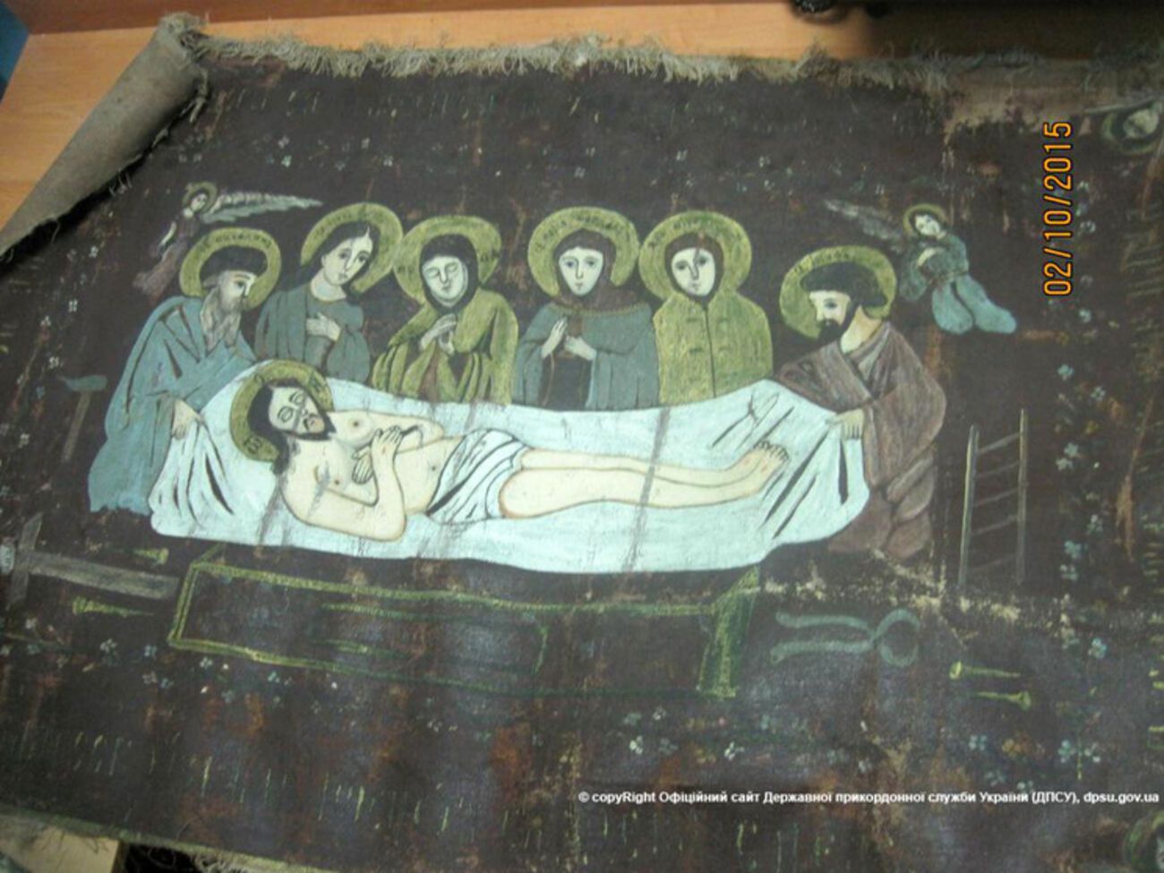 Одна из икон была выполнена на ткани