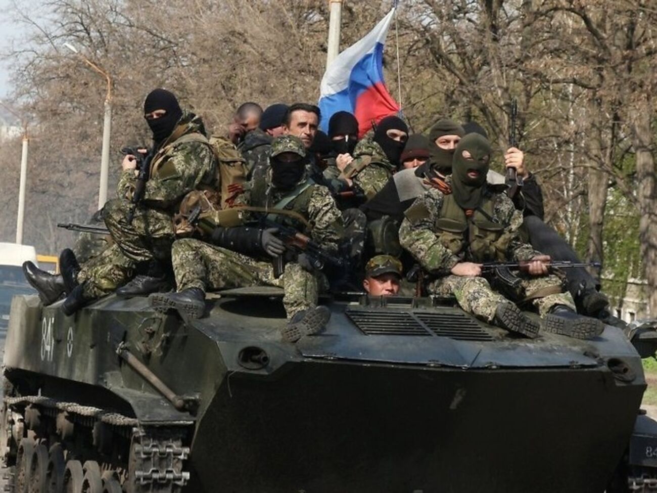 Яценюк не рассчитывает на то, что скоро в Украине наступит мир