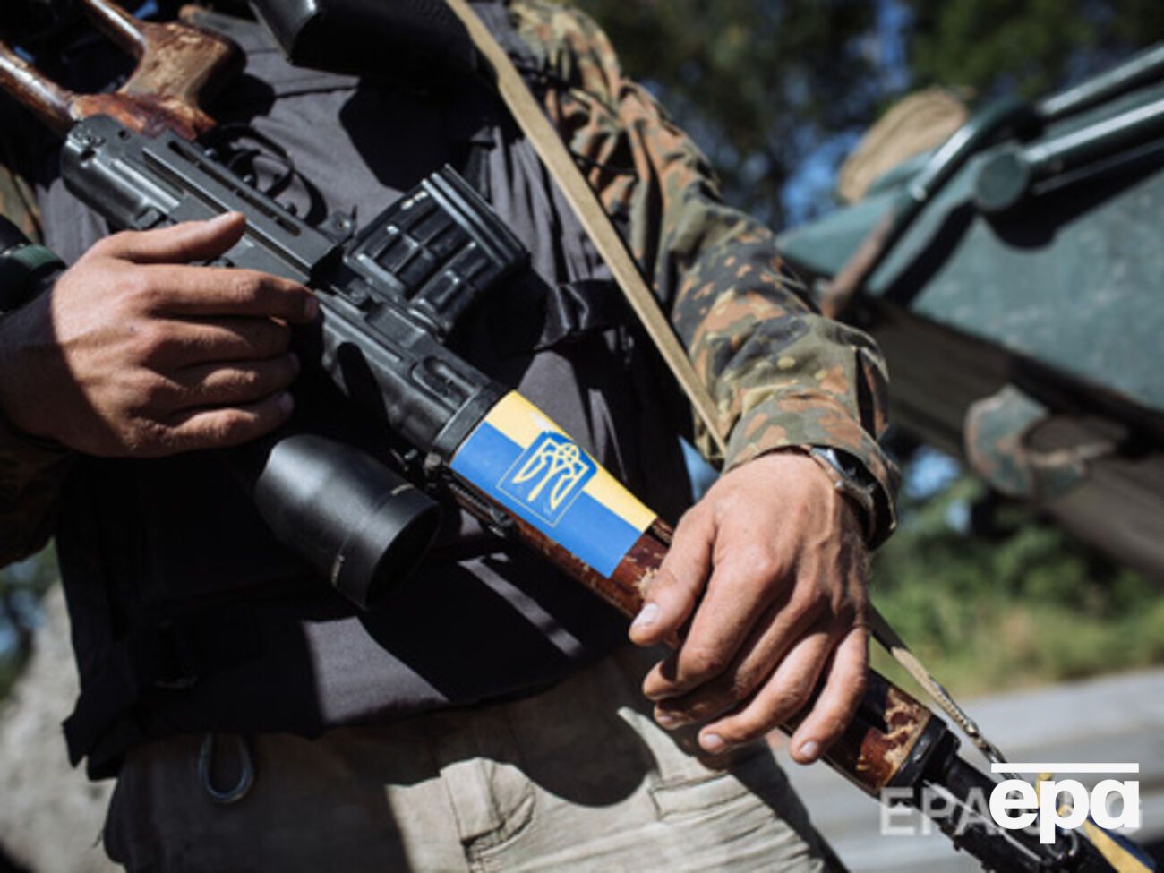 В зоне АТО начали отводить тяжелое вооружение