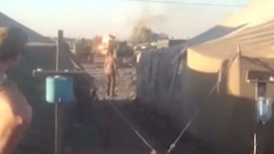 В военной части загорелся и взорвался танк