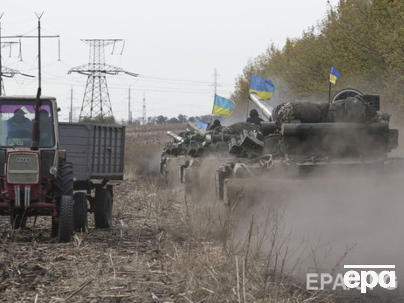 На фронте пока тихо, Украина продолжает отвод вооружений, сообщают в пресс-центре АТО