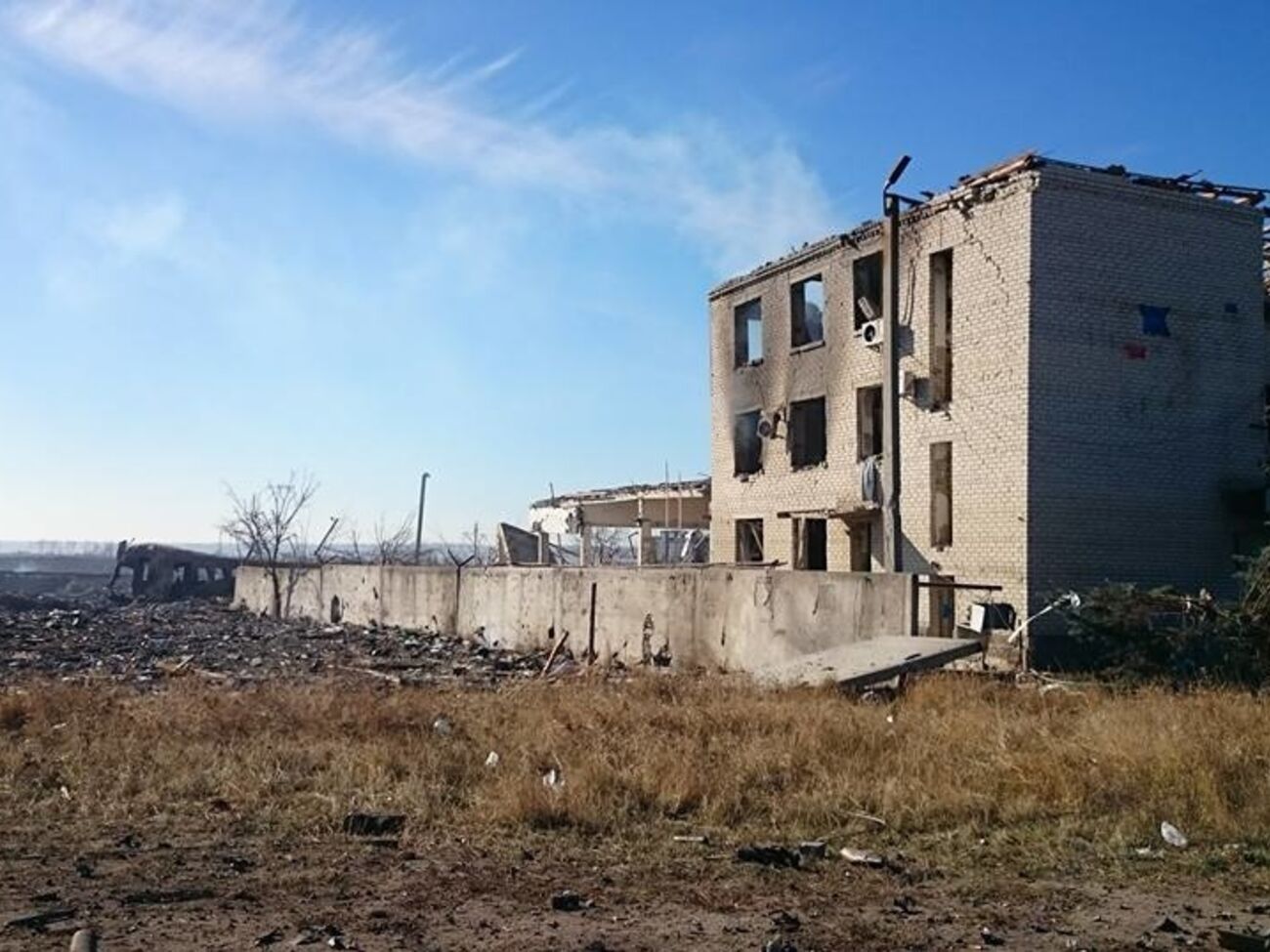 Сгоревший арсенал в Сватово