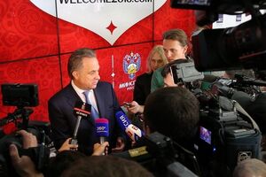 Мутко о скандале вокруг заявлений Блаттера: Западу главное --- обвинить, что у нас все друзья и был сговор