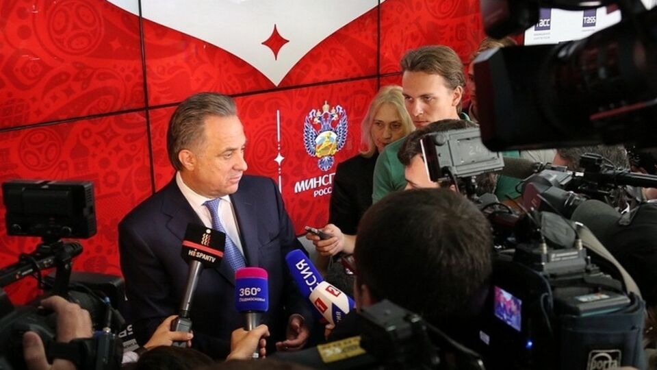 Мутко о скандале вокруг заявлений Блаттера: Западу главное --- обвинить, что у нас все друзья и был сговор