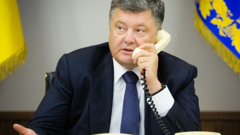 Порошенко выразил соболезнования семьям погибших