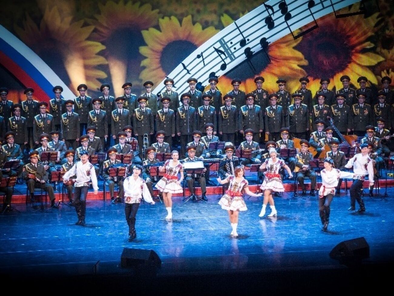 Хор запланировал 13 концертов