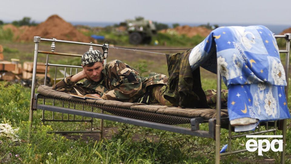 ВЦИОМ: 74% россиян считают, что мирные переговоры и замораживание конфликта на Донбассе – в интересах России