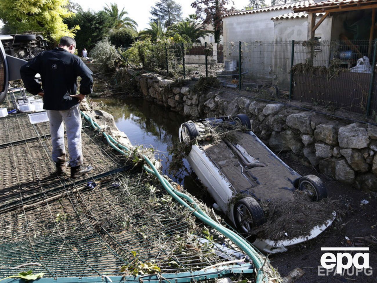 Последствия наводнения во Франции