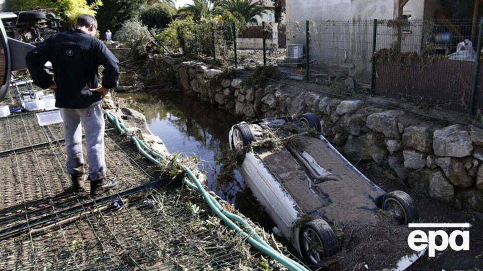 Последствия наводнения во Франции