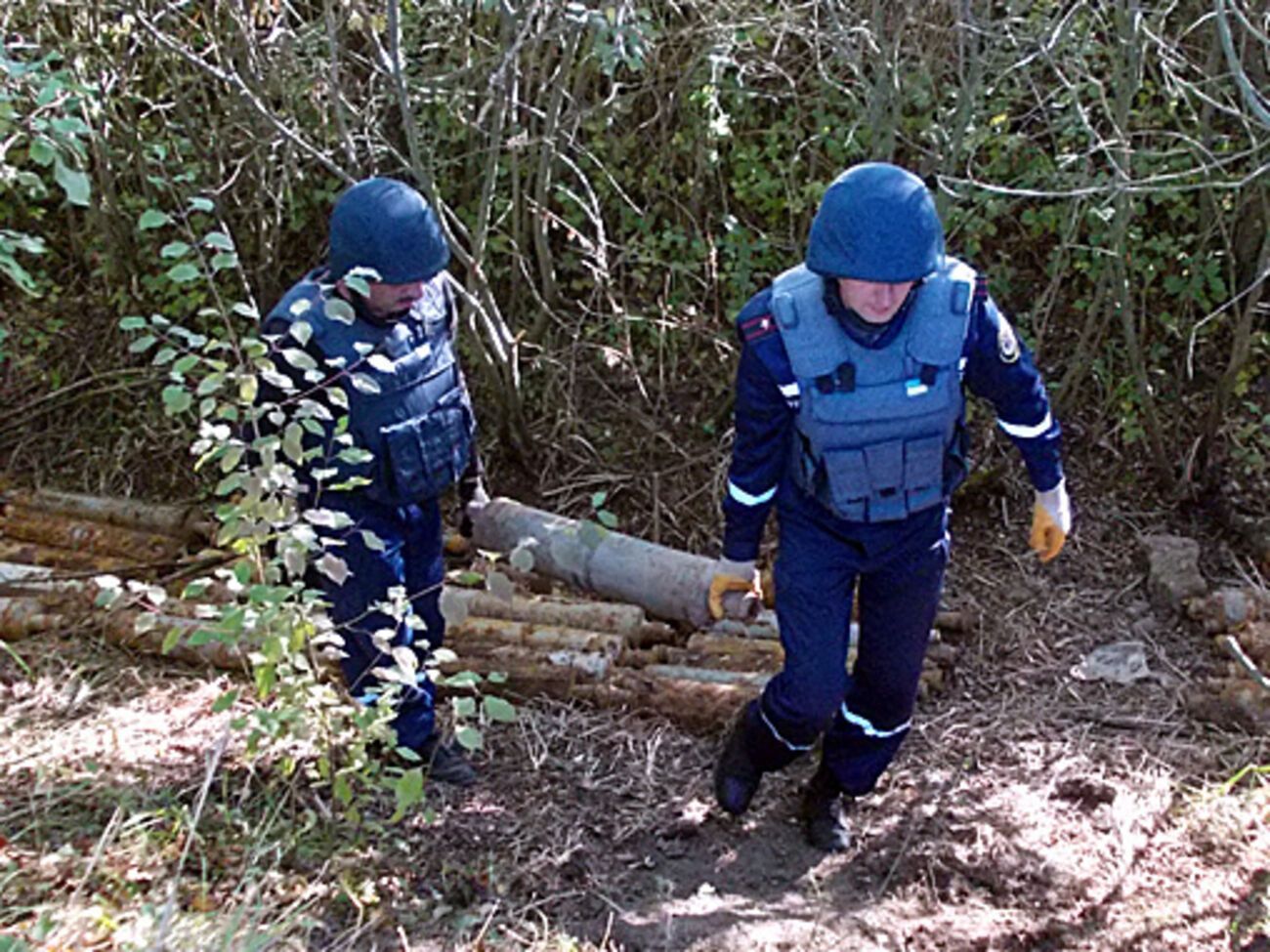 Пиротехники вывезли боеприпасы на полигон и там уничтожили